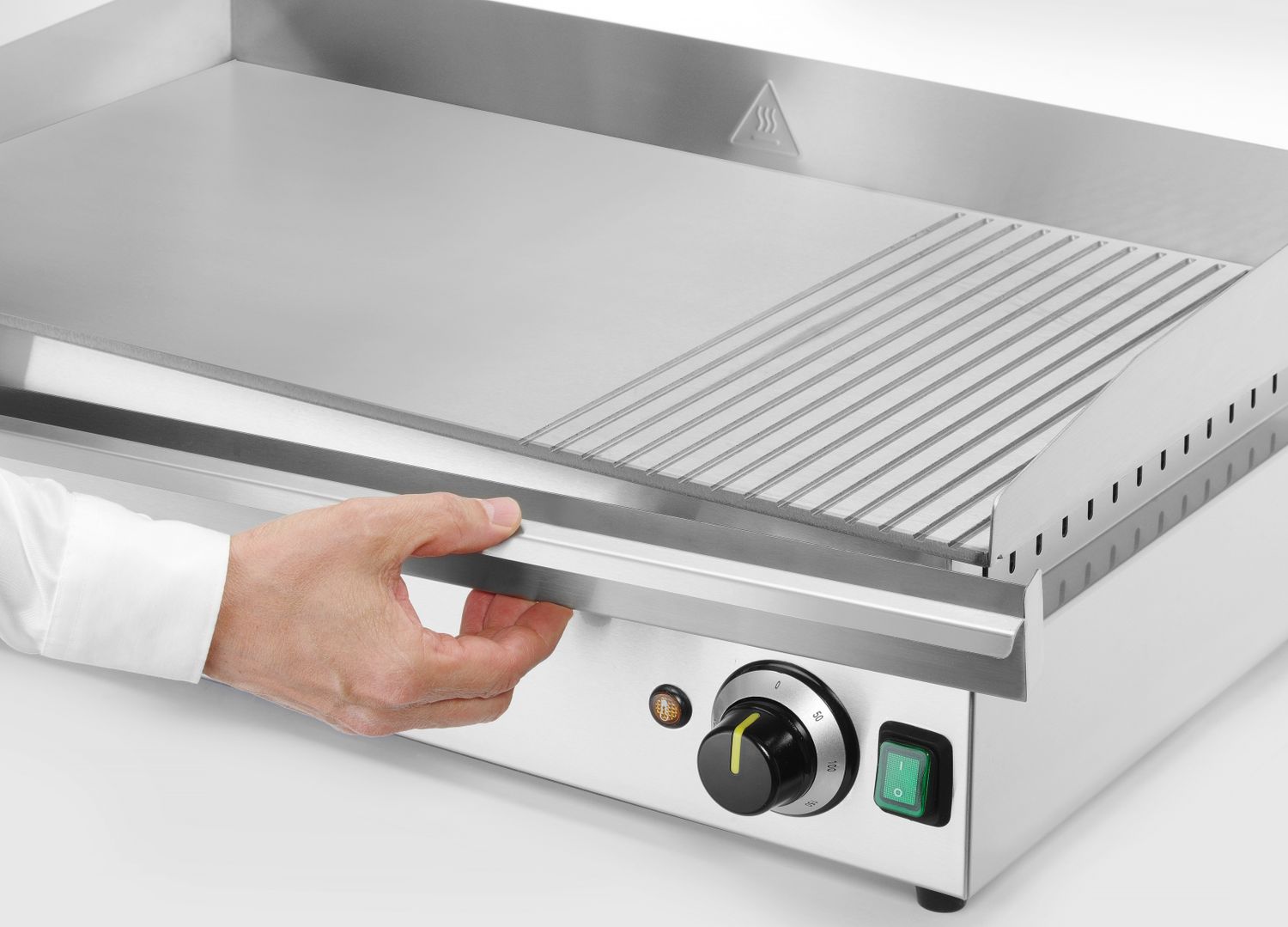 Elektrická grilovací plotna 1/3 vroubkovaná, HENDI, Kitchen Line, 220-240V/3500W, 697x474x(H)241mm Kód 154960