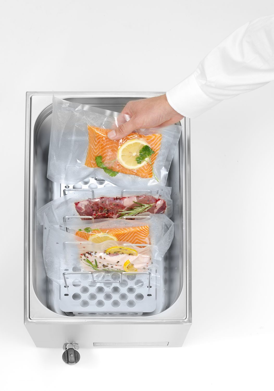 Zařízení Sous Vide GN 1/1, HENDI, 20L, 230V/600W, 350x680x(H)275mm HE 225448