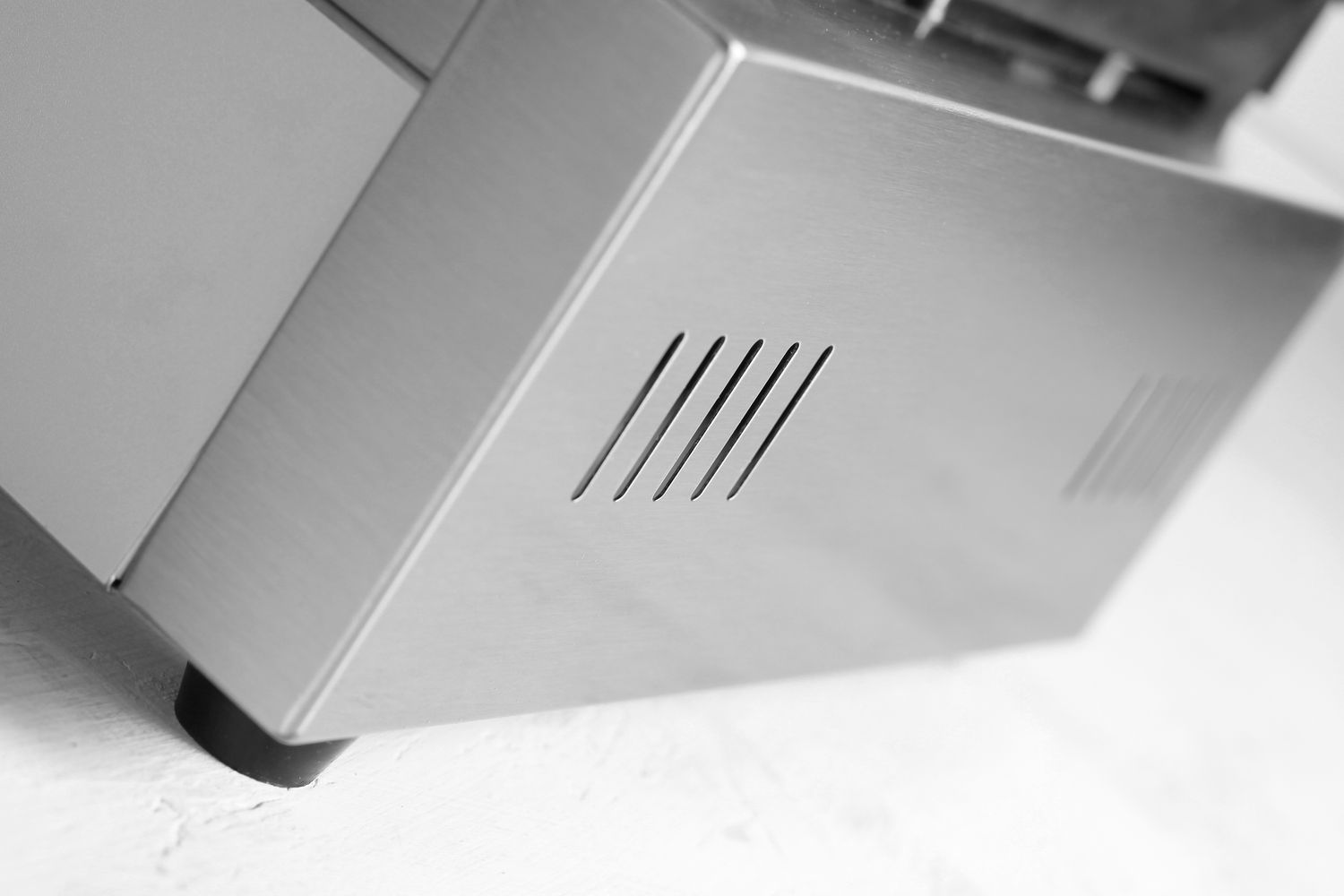 Kontaktní gril Panini, HENDI, rýhovaný vrch a spodek, 230V/2200W, 430x375x(H)216mm PANINI 263655