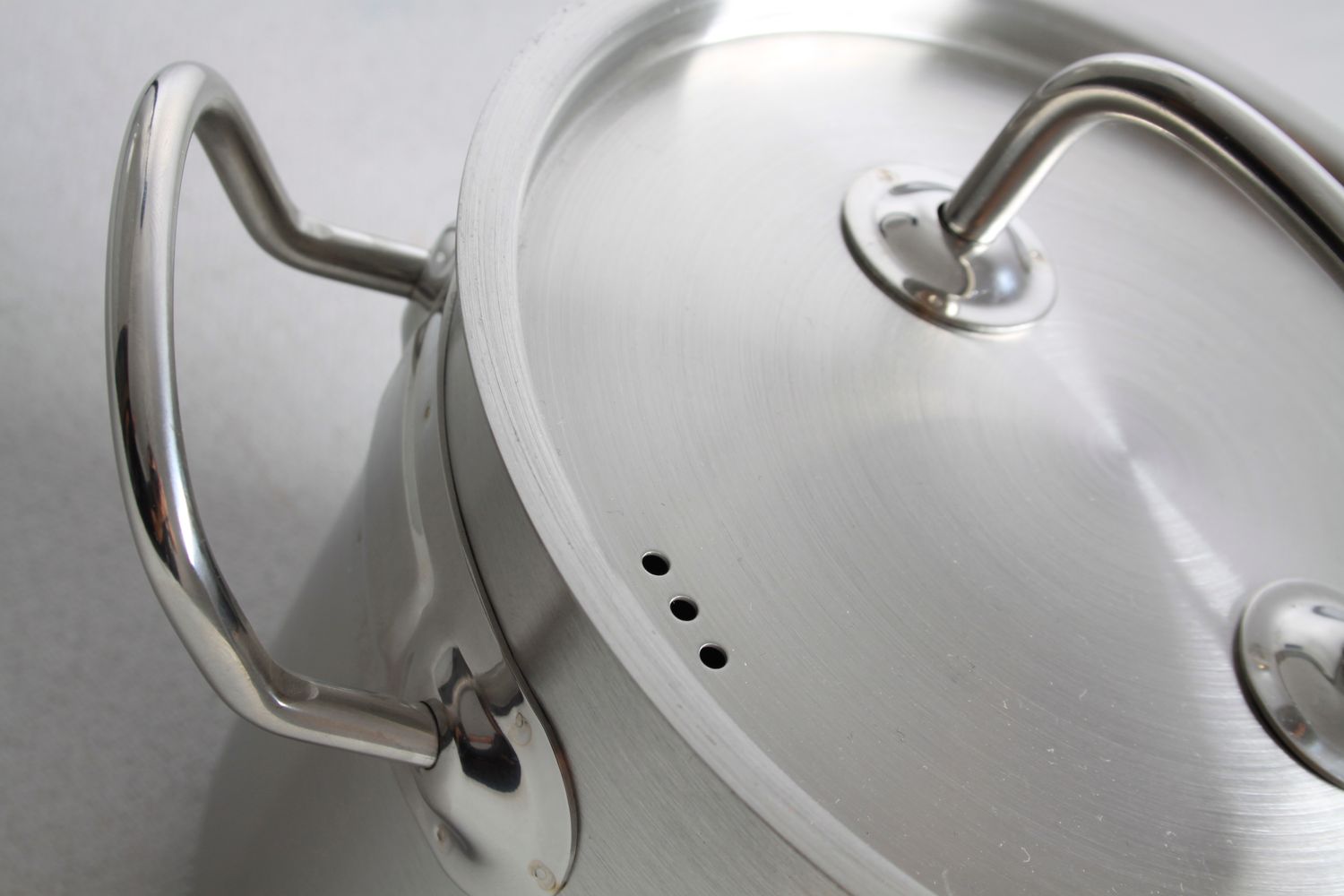 Vysoký hrnec – s poklicí, HENDI, Kitchen Line, 2,8L, ⌀160x(H)140mm KitchenLine 837108
